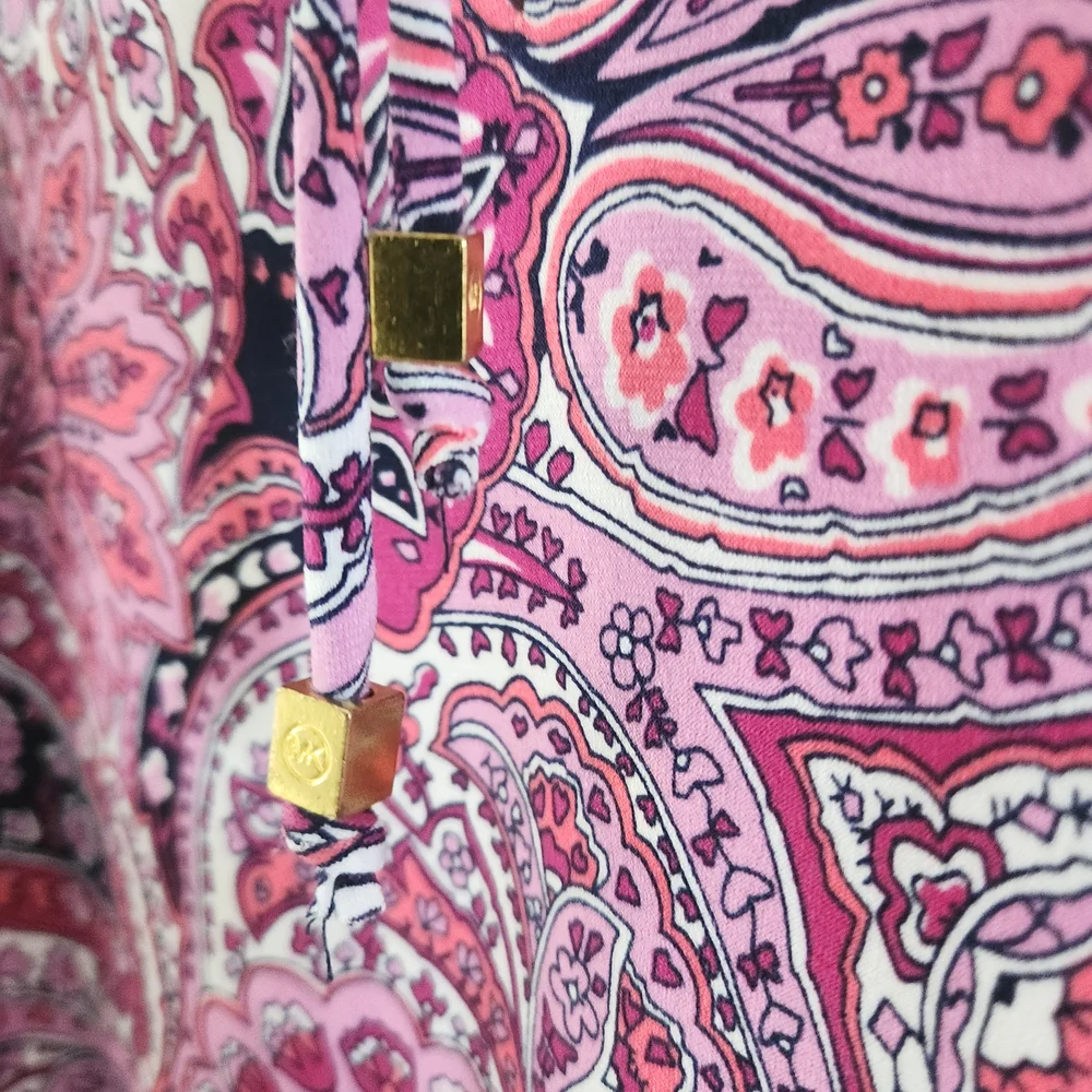 Michael Kors beautiful vacation features
